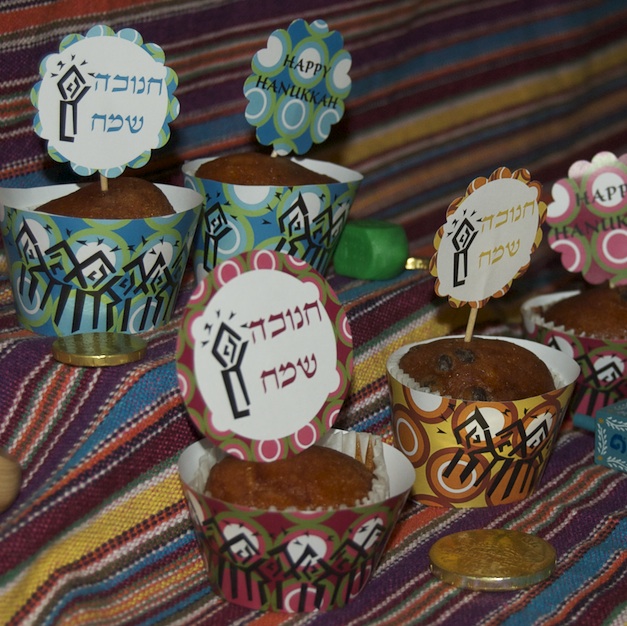 Hanukkah Cupcake Wrappers + Toppers- Orange - Click Image to Close
