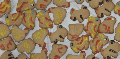 Decorated animal crackers for Parshat Noach