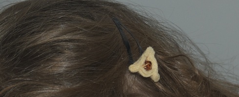 hammentashen hair clip from birkat chaverim