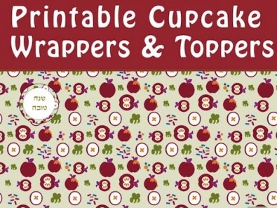 New cupcake wrappers and toppers for the holidays which also match bencher covers. Via Birkat Chaverim